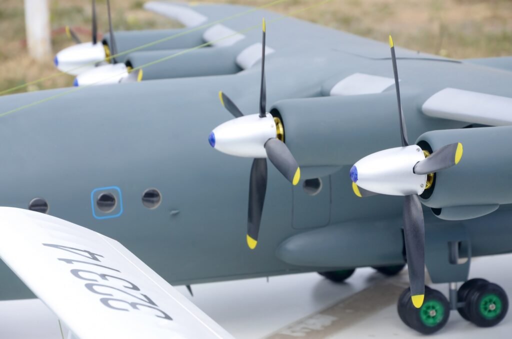 „Antarktische Erforschungsflugzeuge im Modellformat: Geschichte & Sammlerwert“